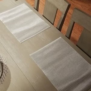 Set of 6 vinyl placemats in silver